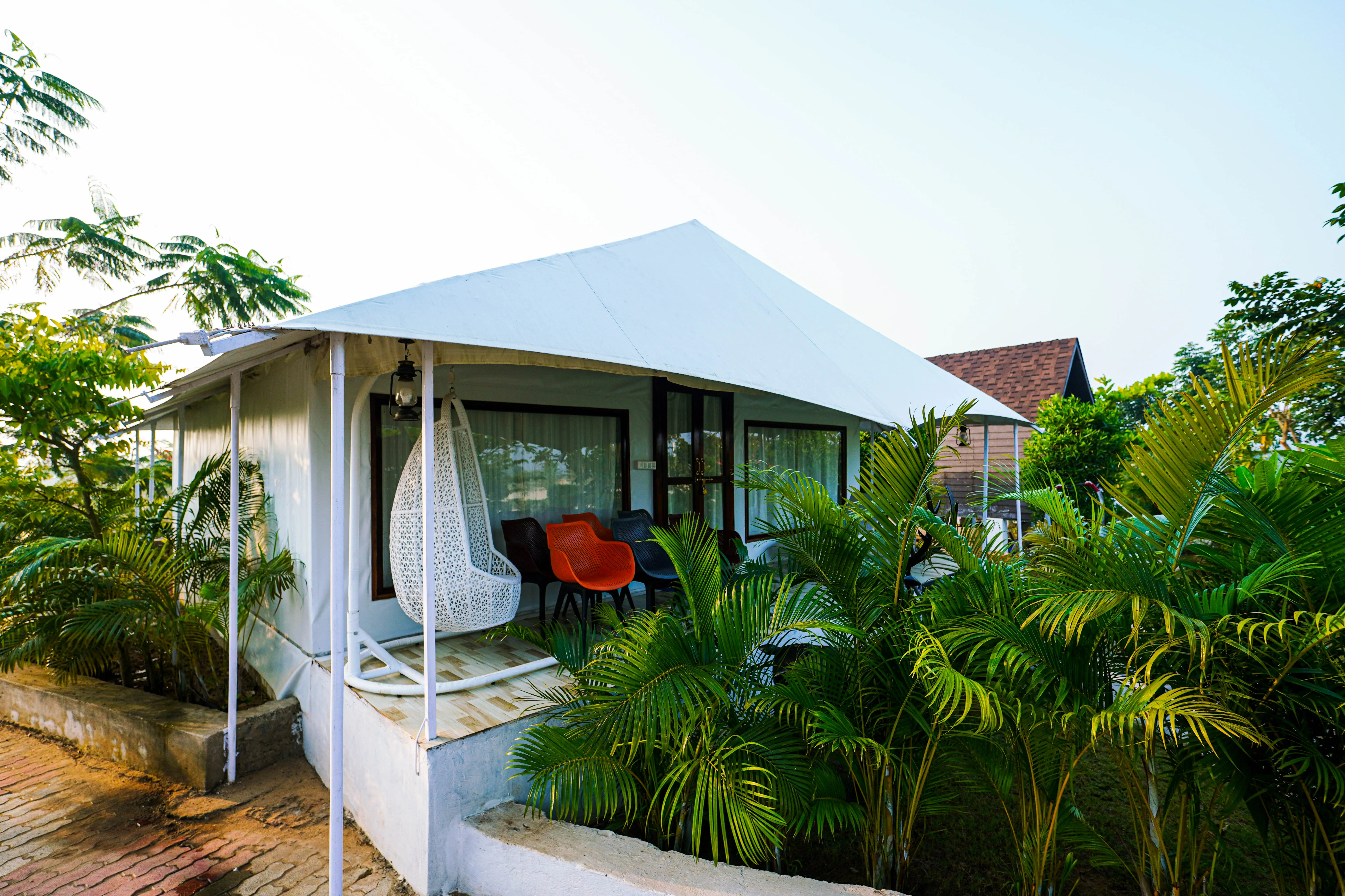 Cottage Stay - Large Tent Cottage