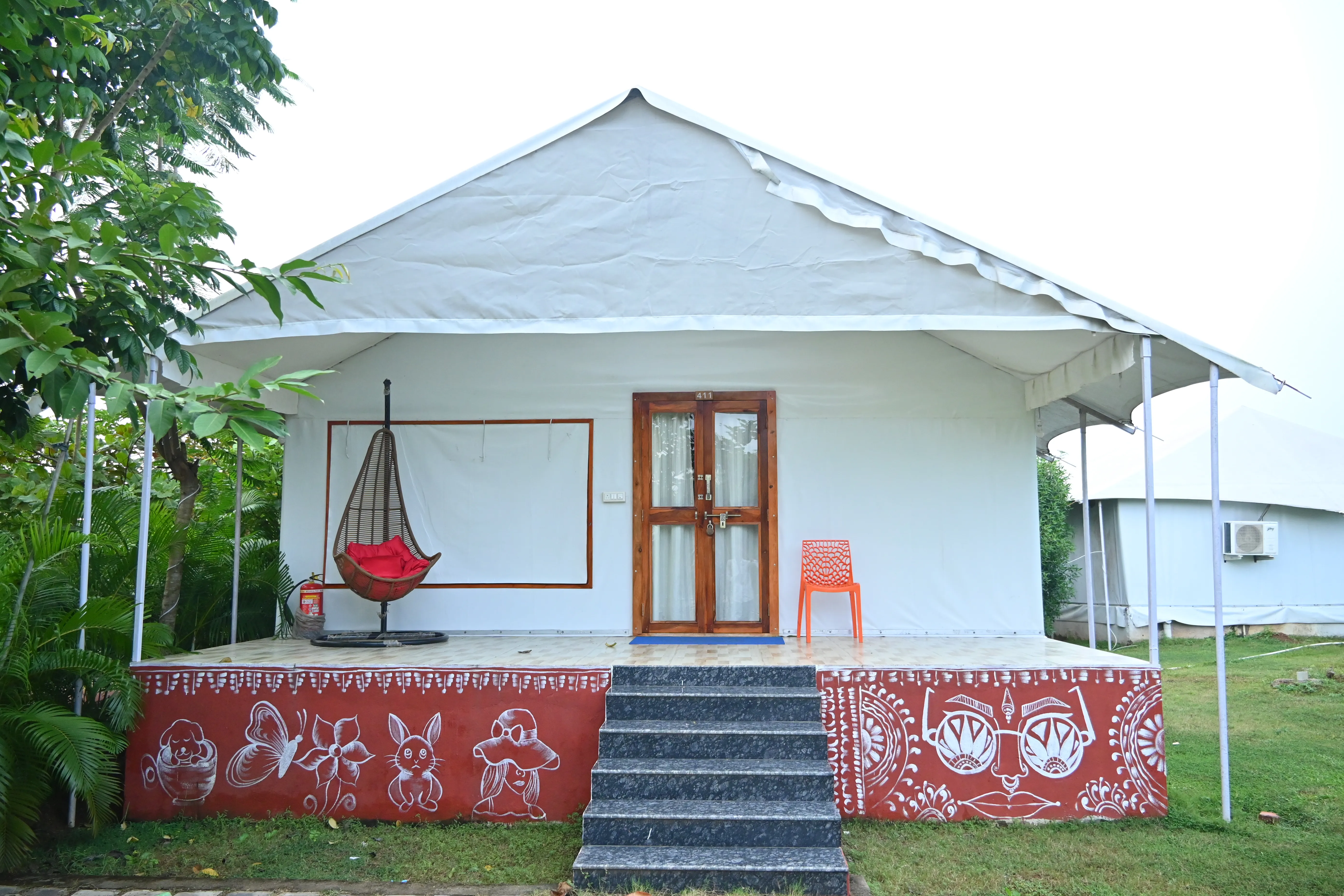 Cottage Stay - Medium Tent Cottage