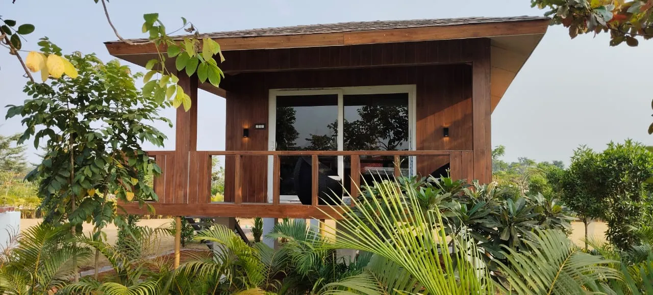 Cottage Stay - Wooden Suite