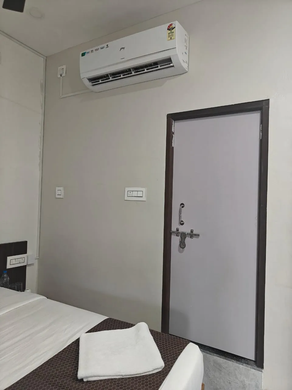 Luxurious Room - Standard Room